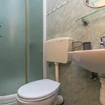 Biljana 格拉达茨