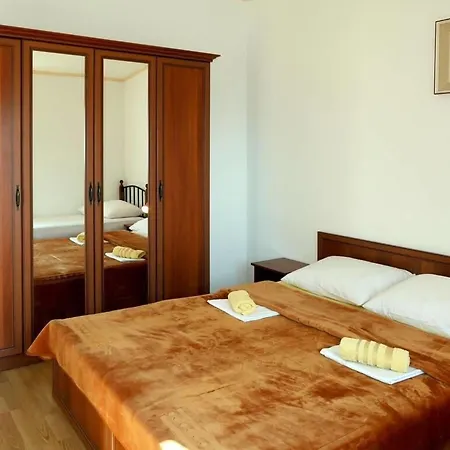 Biljana Apartment *
