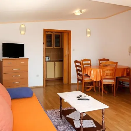 Biljana Apartment Gradac (Split-Dalmatia)
